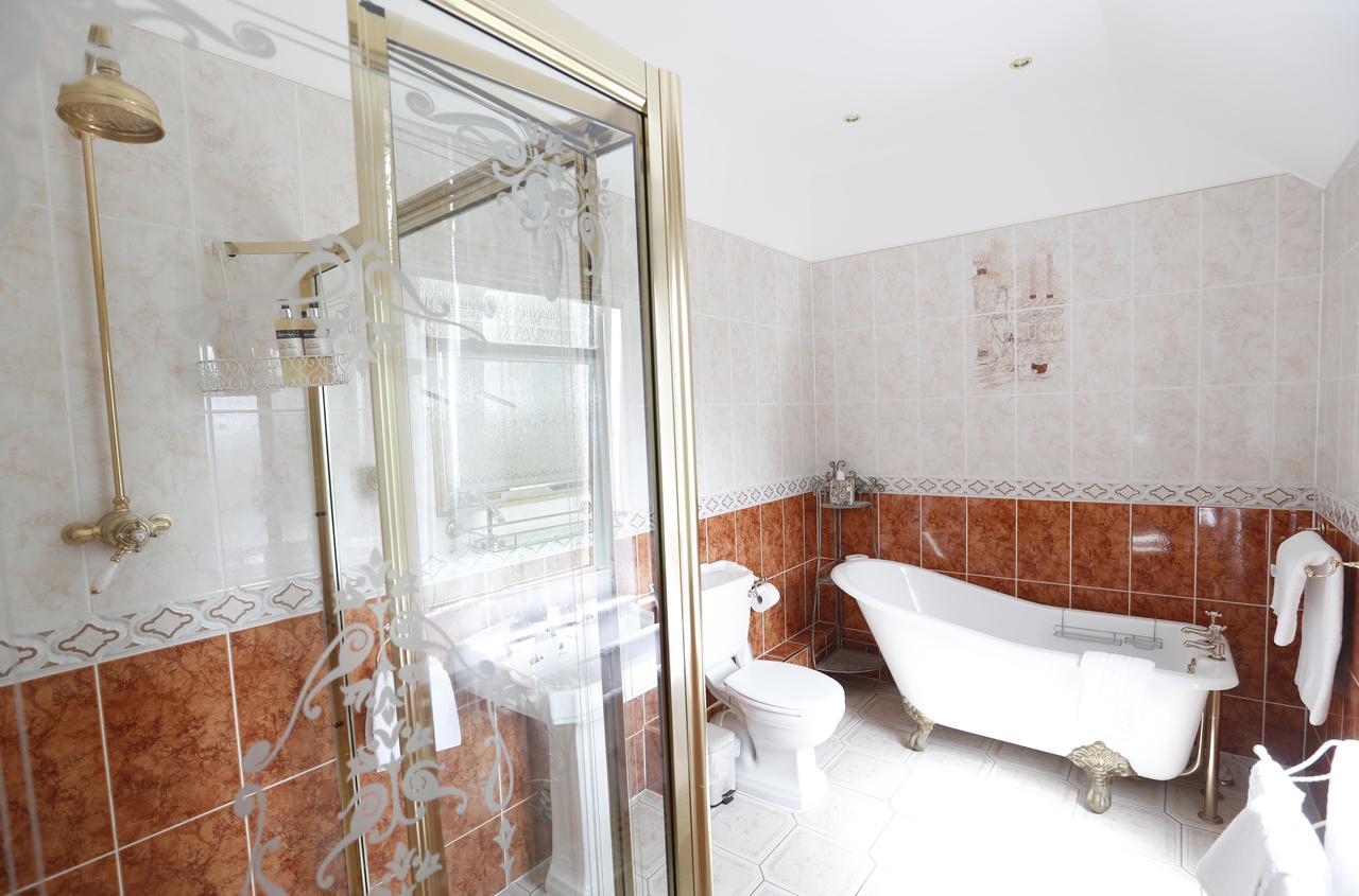 Roseburn B&B Питлохри Екстериор снимка